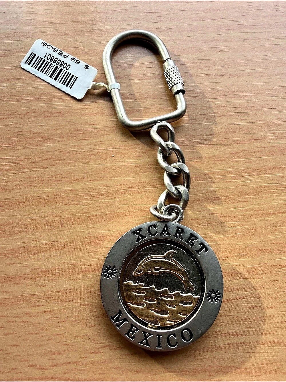 Xcaret Mexico keychain Silver & Gold